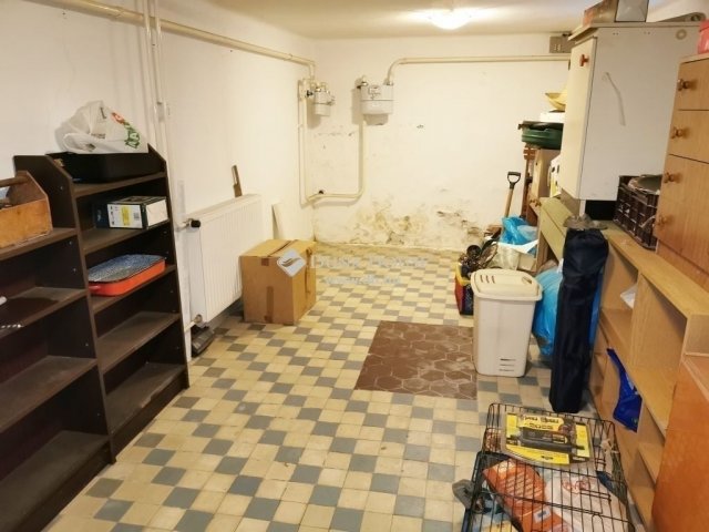 Eladó családi ház, Kecskeméten 93 M Ft, 4 szobás
