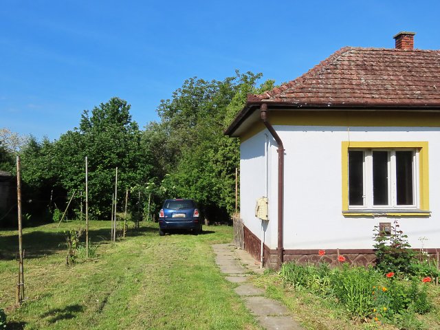 Eladó családi ház, Zalaegerszegen 35.5 M Ft, 3 szobás