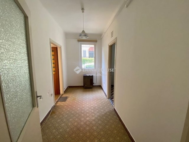 Eladó téglalakás, Budapesten, XIV. kerületben 53.99 M Ft