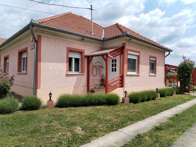 Eladó családi ház, Tápiógyörgyén 43.5 M Ft, 3 szobás