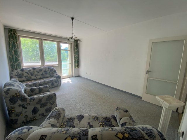 Eladó panellakás, Debrecenben 51.9 M Ft, 2 szobás