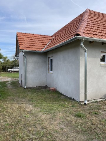 Eladó családi ház, Szegeden 45 M Ft, 3 szobás