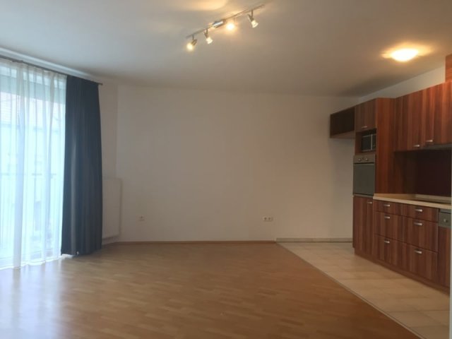 Kiadó téglalakás, albérlet, Pécsett 2195 E Ft / hó, 3 szobás