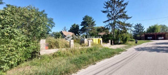 Eladó telek, Komáromban 17.99 M Ft / költözzbe.hu