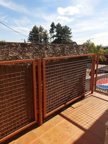 Eladó téglalakás, Pécsett 55 M Ft, 3+1 szobás