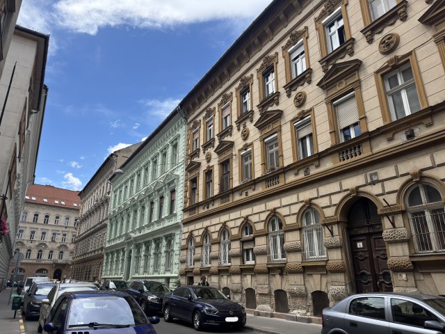 Eladó ipari ingatlan, Budapesten, VII. kerületben 45 M Ft