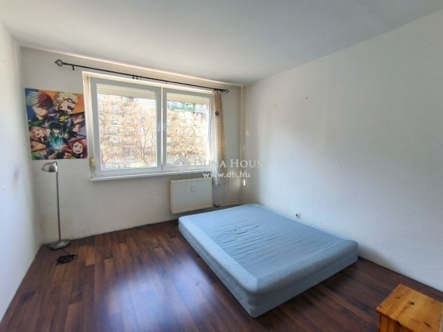 Eladó panellakás, Budapesten, X. kerületben 62.9 M Ft, 2+1 szobás