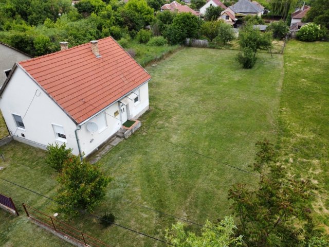 Eladó családi ház, Erdőtelken 12.5 M Ft, 3 szobás