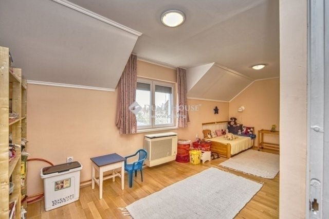 Eladó családi ház, Budapesten, XVIII. kerületben 149.9 M Ft