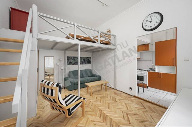 Kiadó téglalakás, albérlet, Budapesten, VI. kerületben
