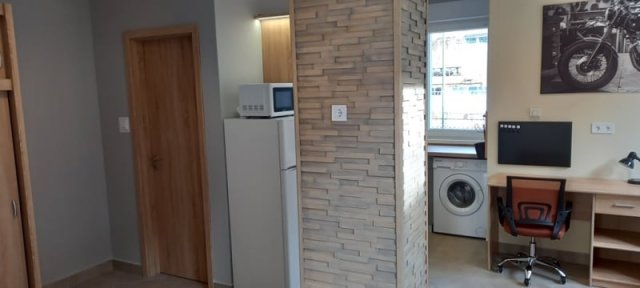 Kiadó téglalakás, albérlet, Pécsett 200 E Ft / hó, 2 szobás