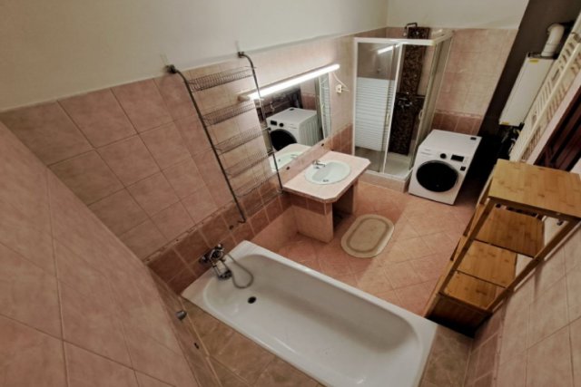 Kiadó téglalakás, albérlet, Debrecenben 295 E Ft / hó