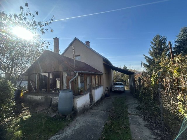 Eladó családi ház, Tóalmáson 24.9 M Ft, 3 szobás