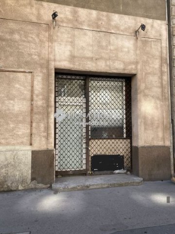 Eladó üzlethelyiség, Budapesten, VIII. kerületben 39.99 M Ft