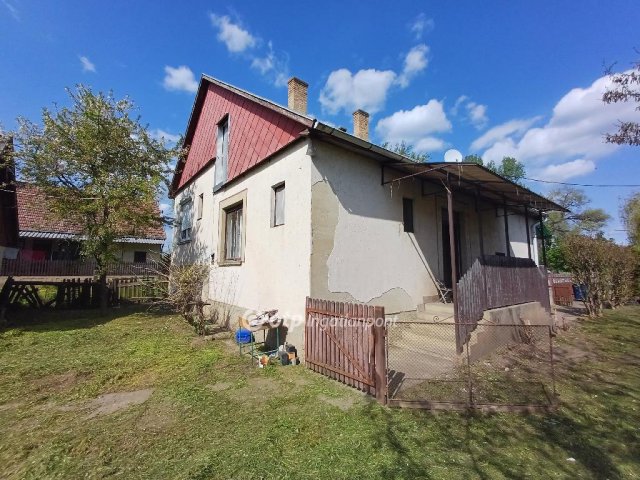 Eladó családi ház, Tiszadadán 16.999 M Ft, 4 szobás