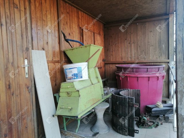 Eladó telek, Komáromban 10.9 M Ft / költözzbe.hu