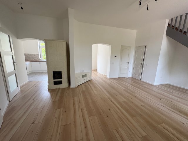 Kiadó családi ház, albérlet, Székesfehérvárott 350 E Ft / hó