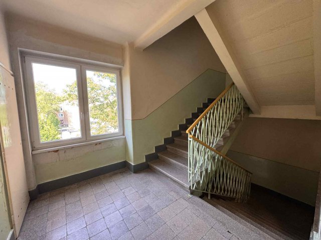 Eladó téglalakás, Kazincbarcikán, Jókai téren 17.5 M Ft
