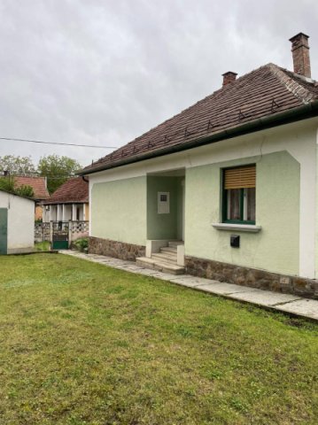 Eladó családi ház, Pilisvörösváron 65 M Ft, 4 szobás