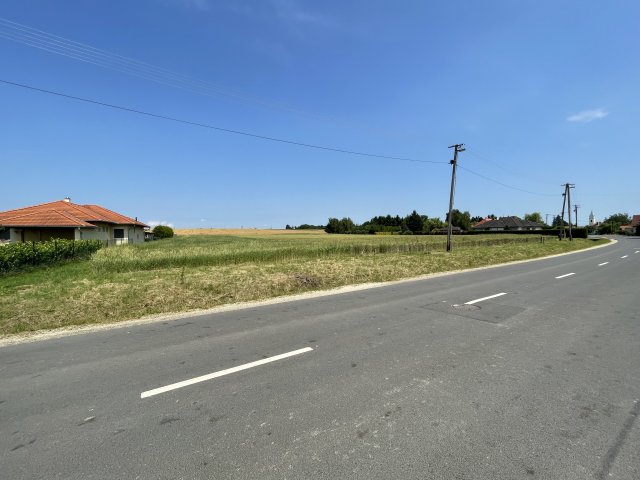 Eladó telek, Egyházasrádócon 27.5 M Ft / költözzbe.hu