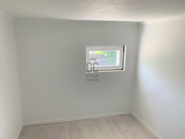 Eladó családi ház, Debrecenben 15.9 M Ft, 2 szobás