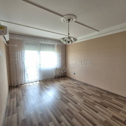 Eladó panellakás, Tiszaújvárosban 20.9 M Ft, 1+1 szobás