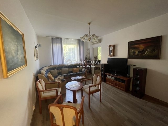 Eladó panellakás, Budapesten, XV. kerületben 64.9 M Ft, 3 szobás