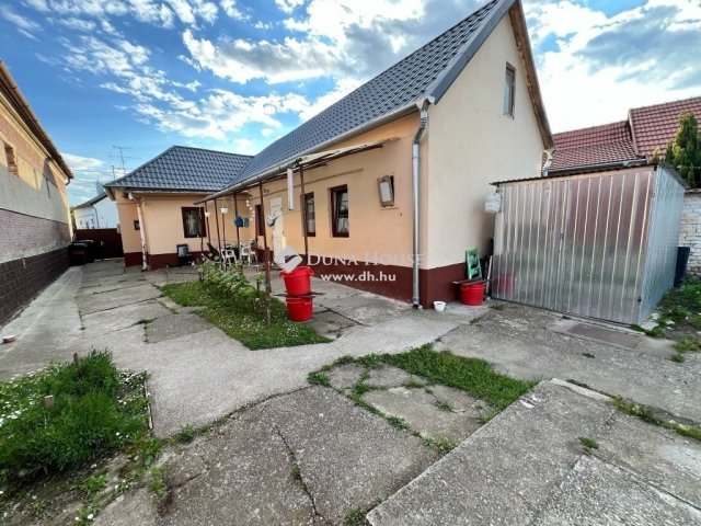 Eladó családi ház, Nagykanizsán 40.9 M Ft, 4 szobás