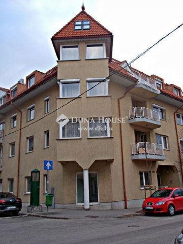 Eladó téglalakás, Budapesten, III. kerületben 111 M Ft, 3 szobás