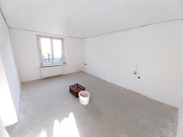 Eladó családi ház, Csépen 23.9 M Ft, 2 szobás