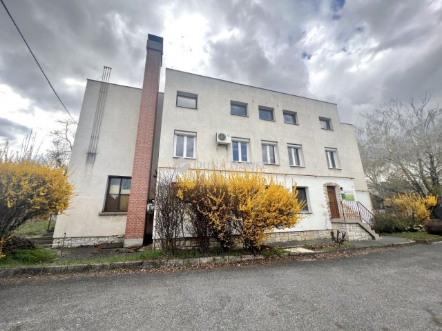 Eladó iroda, Veszprémben 149 M Ft / költözzbe.hu
