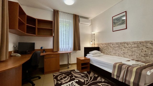 Kiadó téglalakás, albérlet, Debrecenben 360 E Ft / hó, 2 szobás