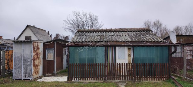 Eladó családi ház, Tóalmáson 9.7 M Ft, 1+1 szobás