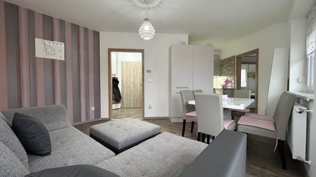 Kiadó téglalakás, albérlet, Hajdúszoboszlón 280 E Ft / hó
