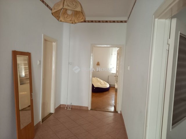 Eladó családi ház, Gyöngyösön 120 M Ft, 2+1 szobás