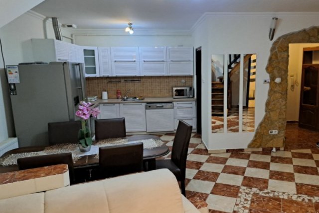 Kiadó téglalakás, albérlet, Debrecenben 295 E Ft / hó