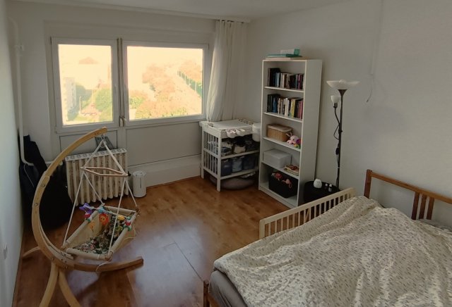 Eladó panellakás, Pécsett 35.75 M Ft, 2 szobás