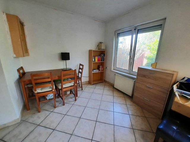 Eladó családi ház, Budapesten, XV. kerületben 67.9 M Ft