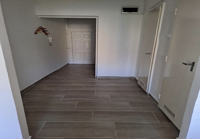 Kiadó panellakás, albérlet, Debrecenben 220 E Ft / hó, 2 szobás
