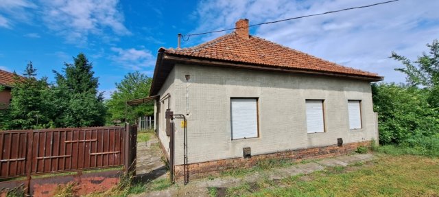Eladó családi ház, Kunágotán 5.5 M Ft, 3 szobás
