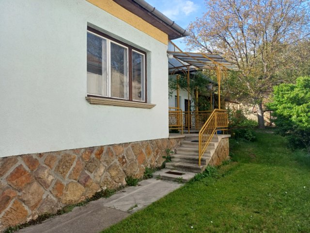 Eladó családi ház, Pilisszentivánon 75 M Ft, 4 szobás