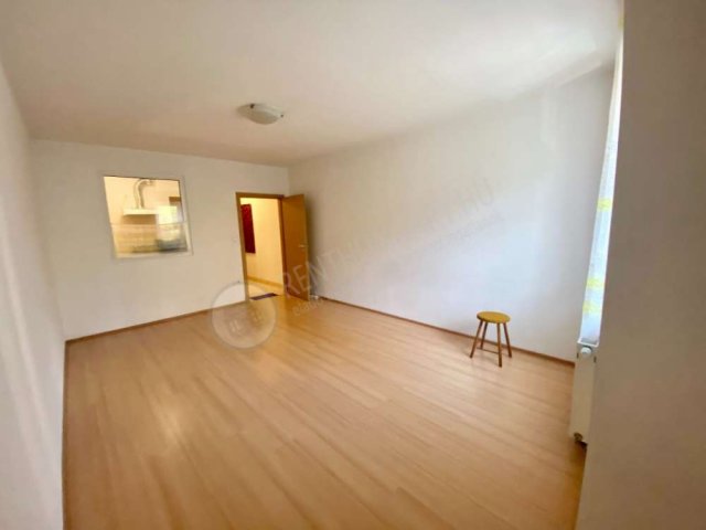 Kiadó téglalakás, albérlet, VIII. kerületben, Baross utcában