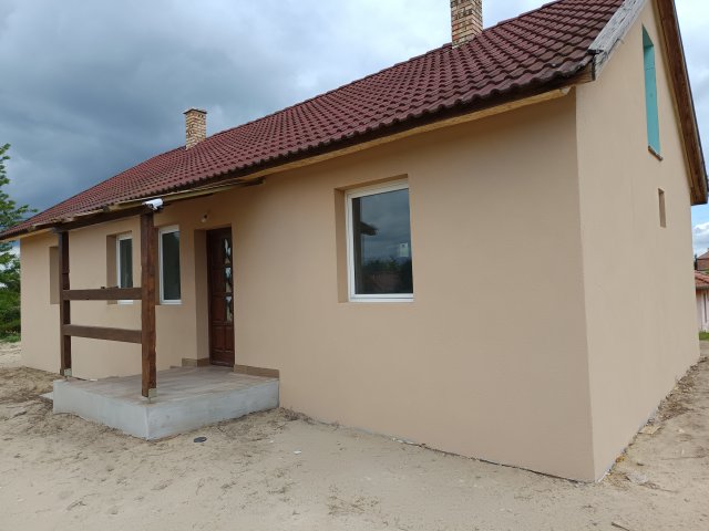 Eladó családi ház, Farmoson 29.9 M Ft, 4 szobás