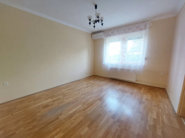Kiadó családi ház, albérlet, Budapesten, XVII. kerületben