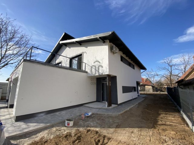 Eladó családi ház, Kistarcsán 147.99 M Ft, 4 szobás