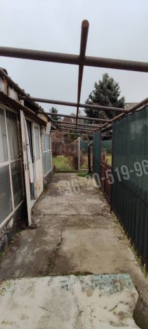 Eladó családi ház, Tóalmáson 9.7 M Ft, 1+1 szobás