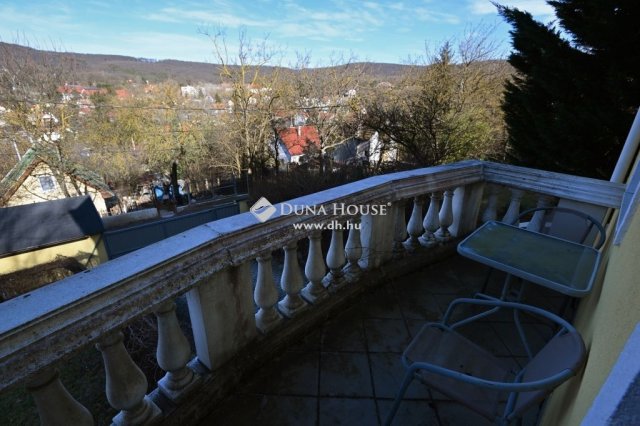 Eladó családi ház, Piliscsabán 144.9 M Ft, 7 szobás