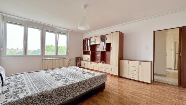 Kiadó téglalakás, albérlet, Szekszárdon 110 E Ft / hó