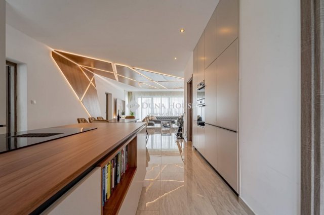 Eladó családi ház, Budapesten, XVIII. kerületben 284.99 M Ft