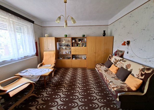 Eladó családi ház, Csorváson 17.9 M Ft, 3 szobás